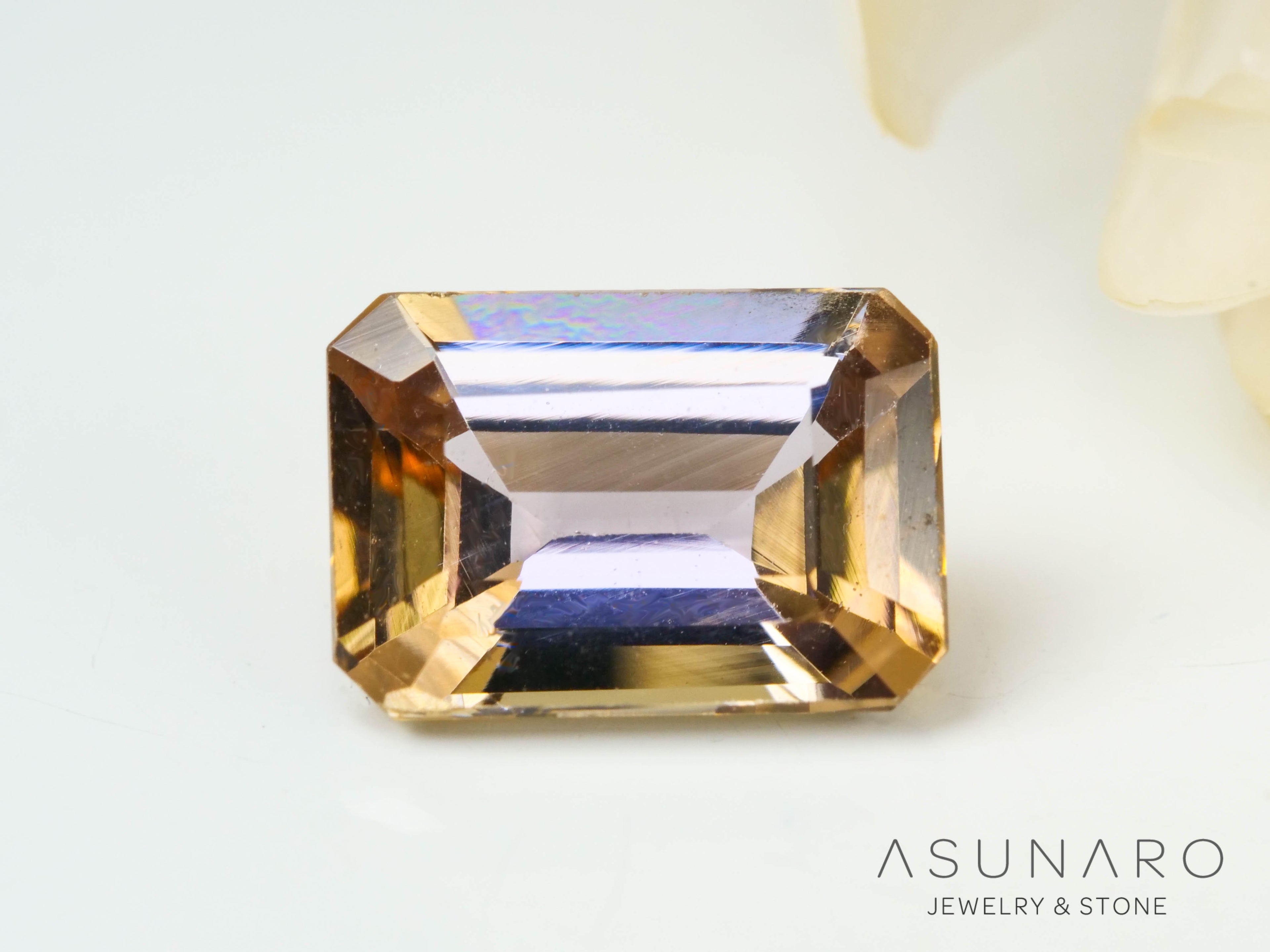 バイカラーゾイサイト（タンザナイト）  エメラルドカット　タンザニア産　1.02ct【241122-2621】