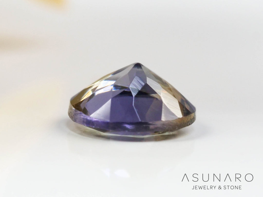 バイカラーゾイサイト（タンザナイト）  ラウンドカット　タンザニア産　0.32ct【241122-2622】