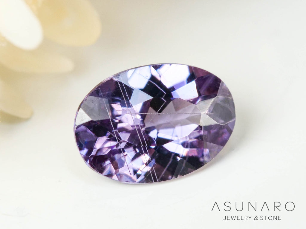 ベキリーブルーガーネット　オーバルカット　 マダガスカル産　0.43ct【250117-2657】