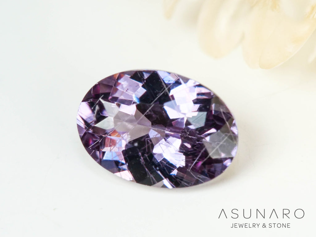 ベキリーブルーガーネット　オーバルカット　 マダガスカル産　0.51ct【250117-2658】