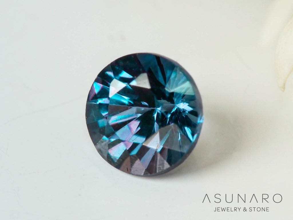 ベキリーブルーガーネット　ラウンドカット　 マダガスカル産　0.20ct【250117-2662】