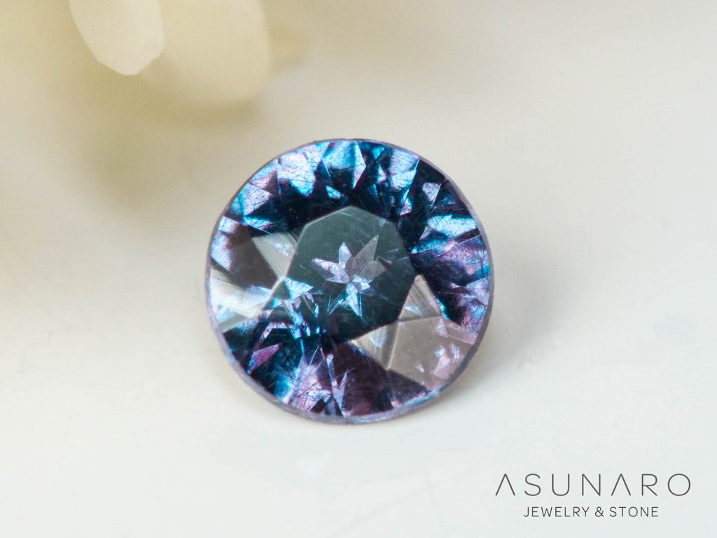 ベキリーブルーガーネット　ラウンドカット　 マダガスカル産　0.20ct【250117-2665】