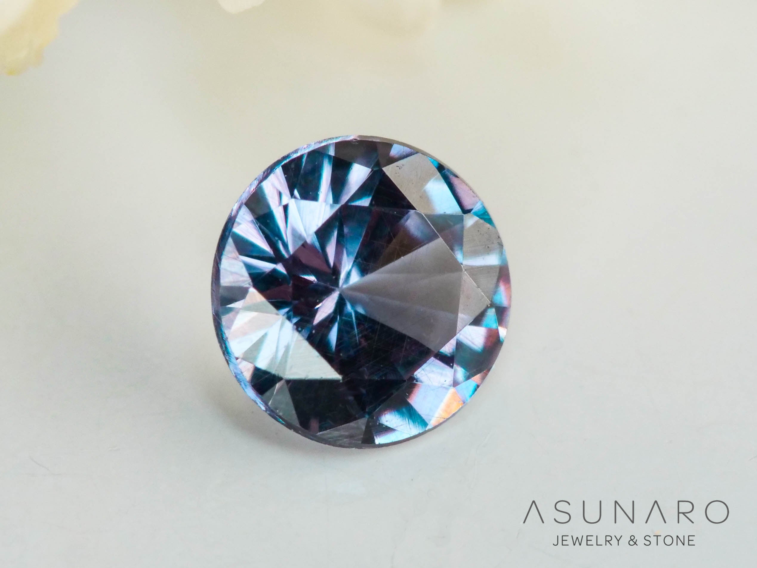 ベキリーブルーガーネット　ラウンドカット　 マダガスカル産　0.21ct【250117-2666】