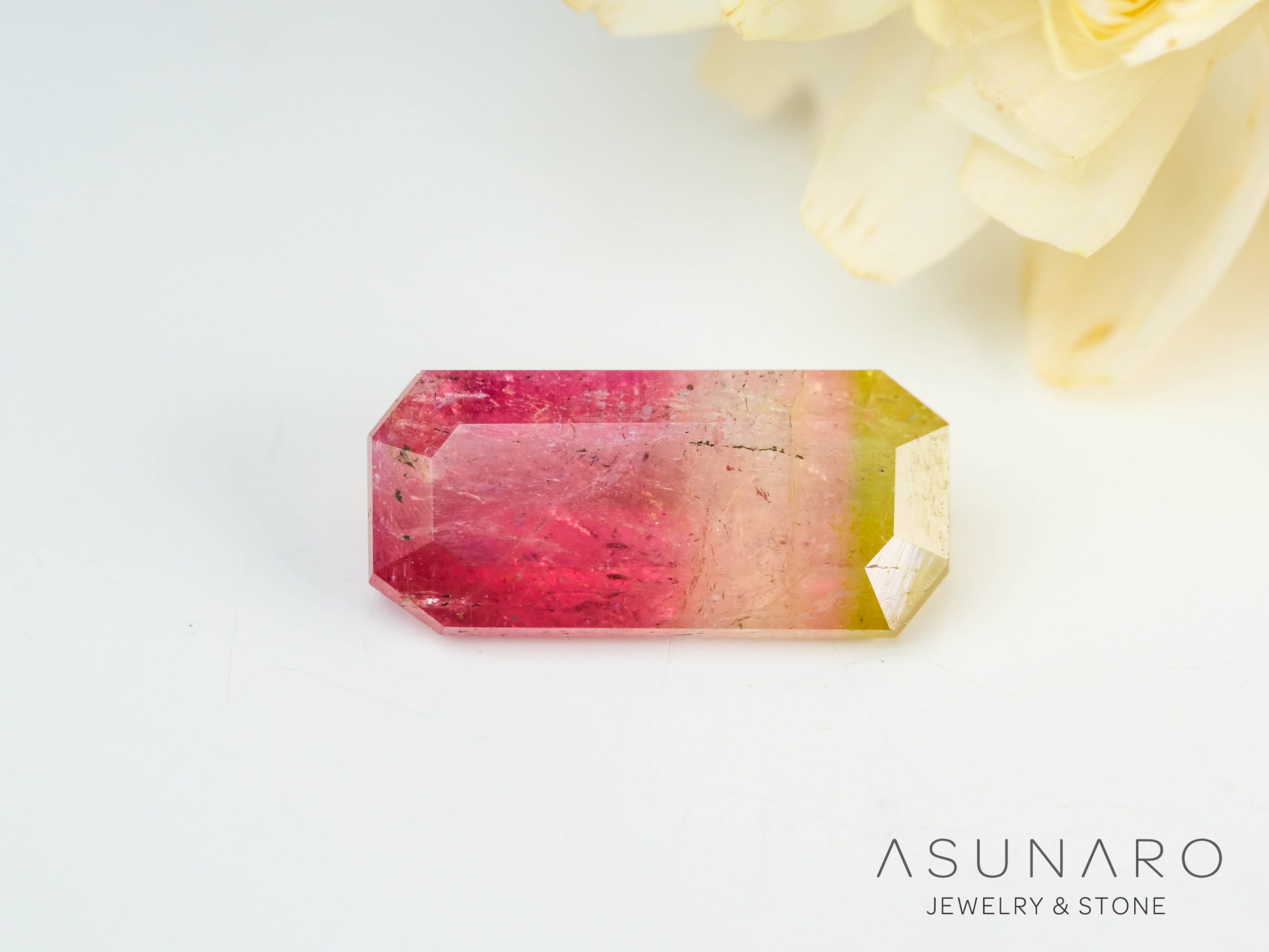 パーティーカラードトルマリン　エメラルドカット　アフガニスタン産　0.97ct【250203-2713】