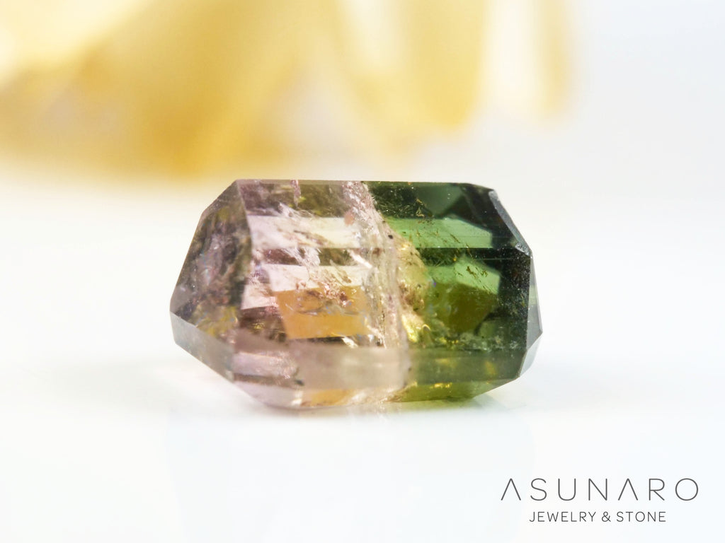 桜餅バイカラードトルマリン　エメラルドカット　アフガニスタン産　1.05ct【250203-2724】