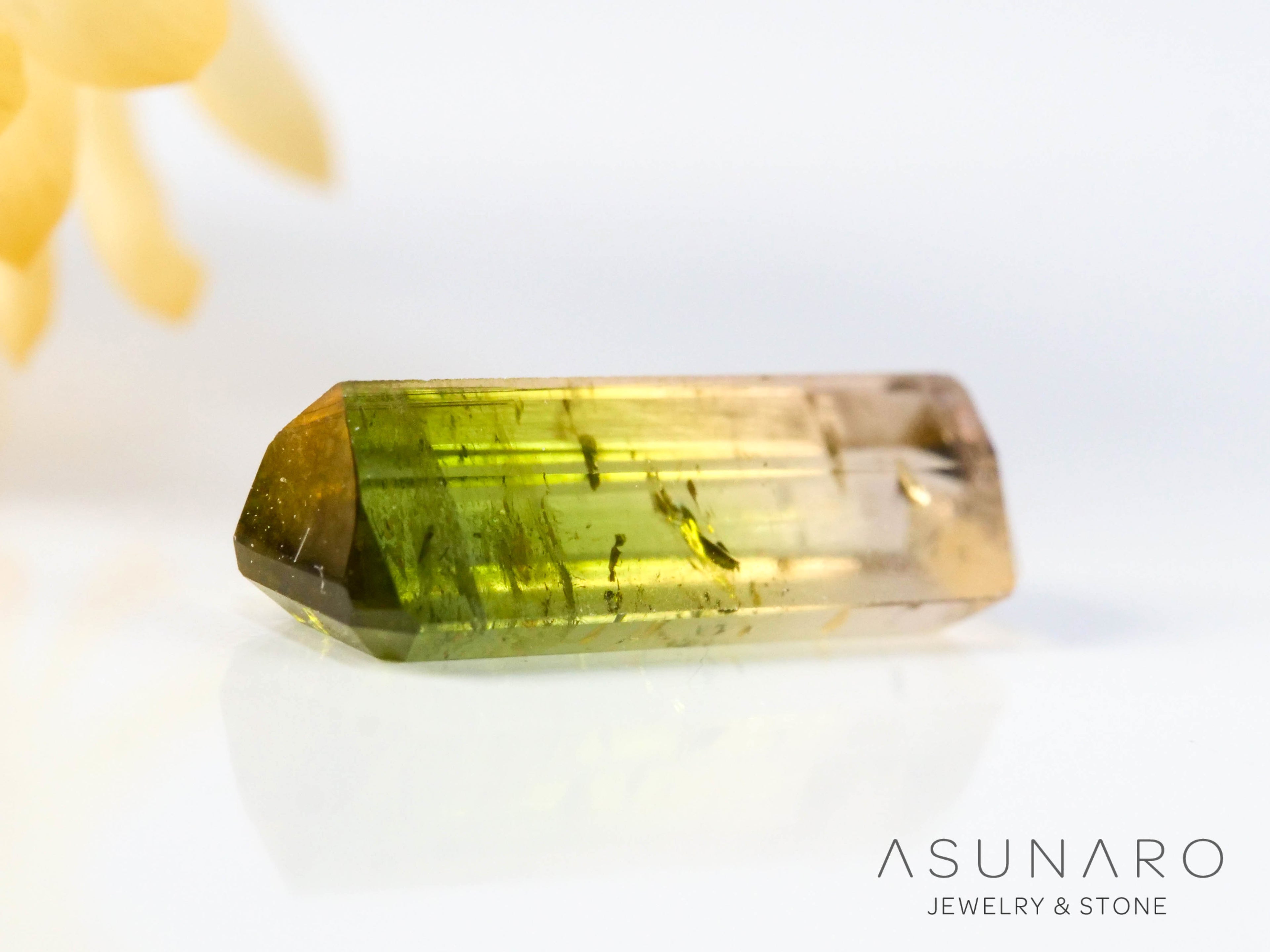 桜餅バイカラードトルマリン　エメラルドカット　アフガニスタン産　1.29ct【250203-2725】