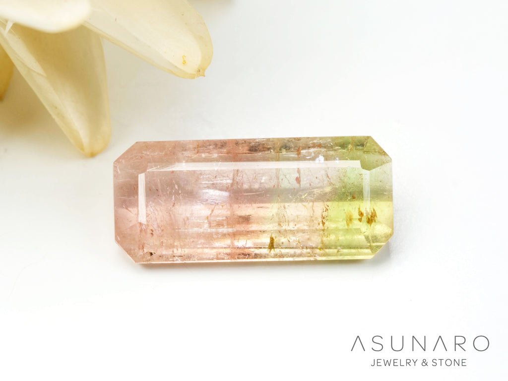 桜餅バイカラードトルマリン　エメラルドカット　アフガニスタン産　2.17ct【250203-2726】