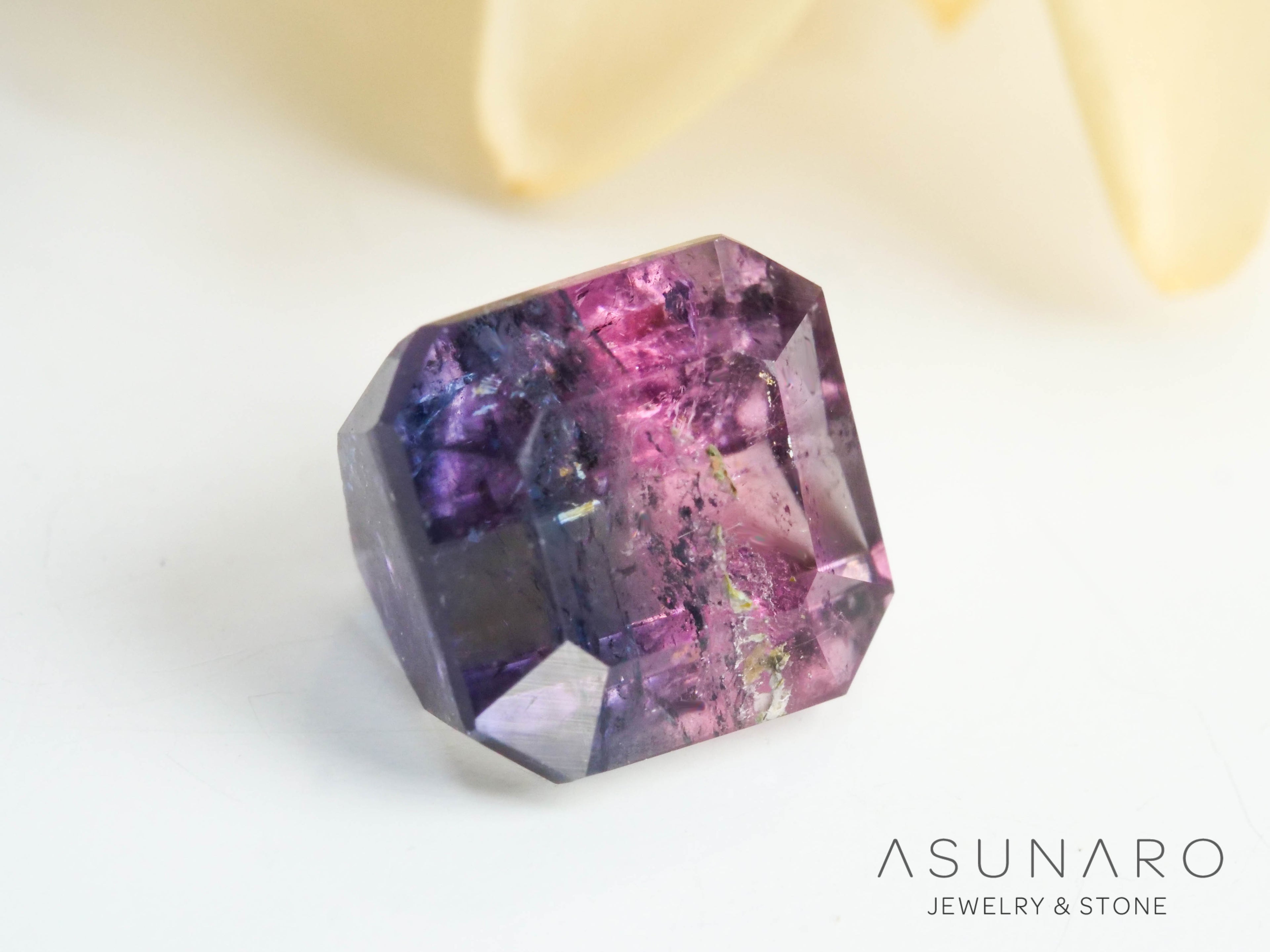 バイカラードトルマリン　エメラルドカット　アフガニスタン産　1.23ct【250203-2727】
