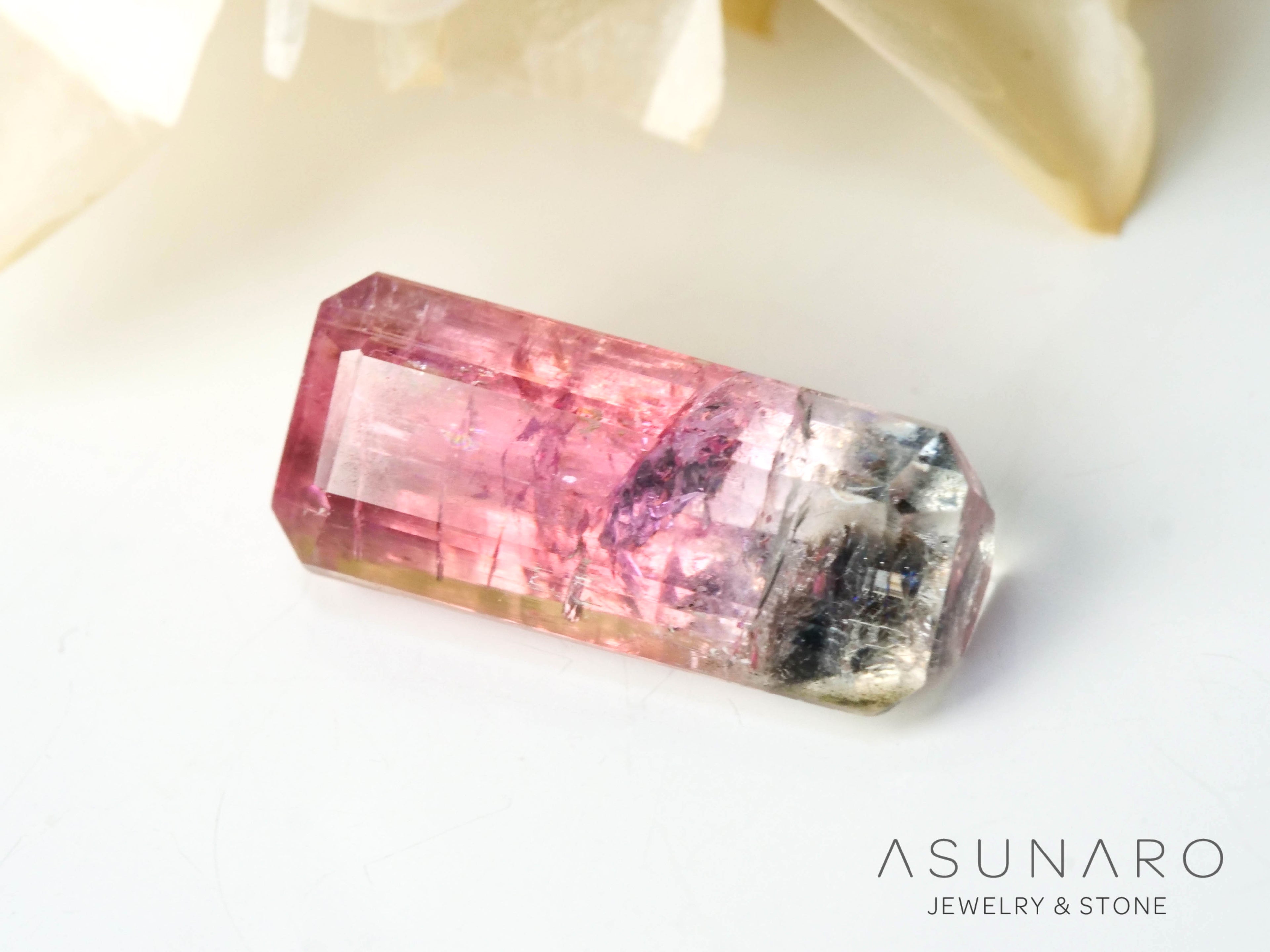 バイカラードトルマリン　エメラルドカット　アフガニスタン産　1.74ct【250203-2730】