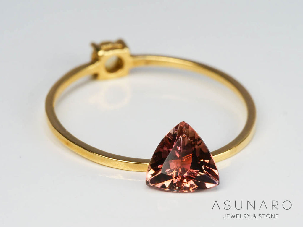 アプリコットカラートルマリン　トリリアントカット　アフガニスタン産　0.68ct【250205-2737】