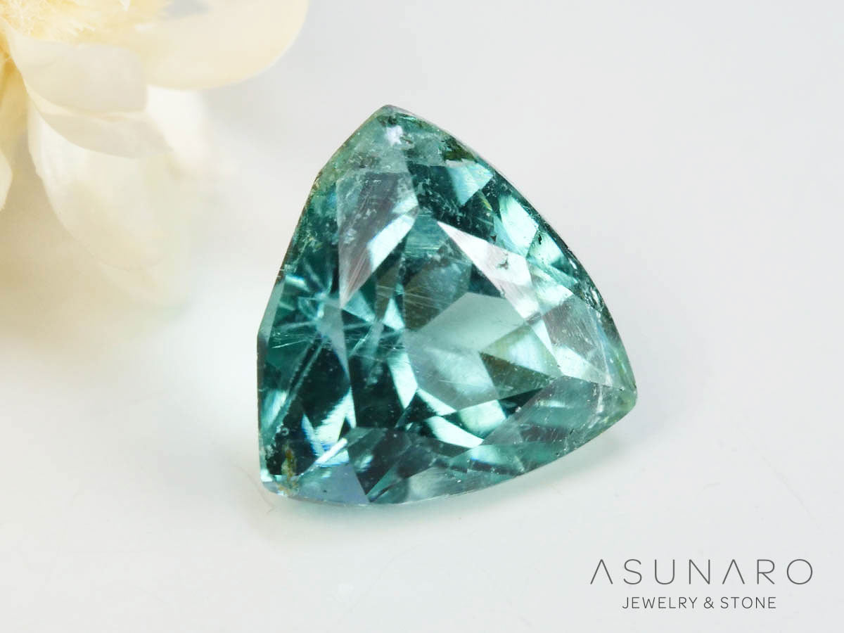 ブルートルマリン　トリリアントカット　アフガニスタン産　0.73ct【250205-2740】