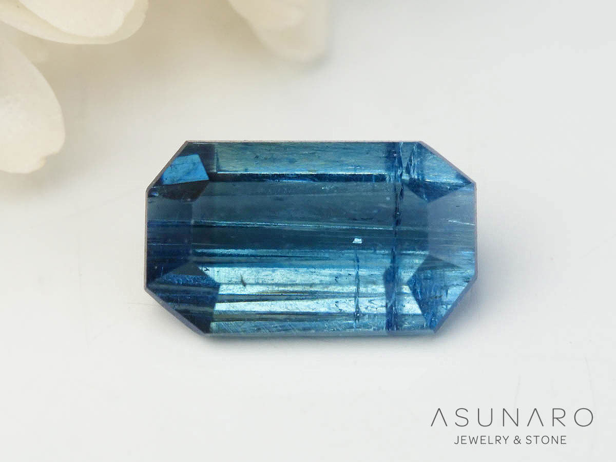 ブルートルマリン　エメラルドカット　アフガニスタン産　0.39ct【250205-2741】