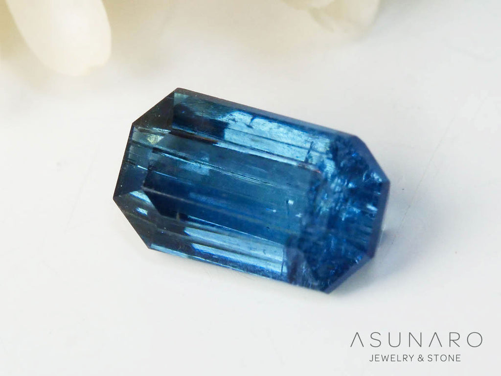 ブルートルマリン　エメラルドカット　アフガニスタン産　0.39ct【250205-2741】