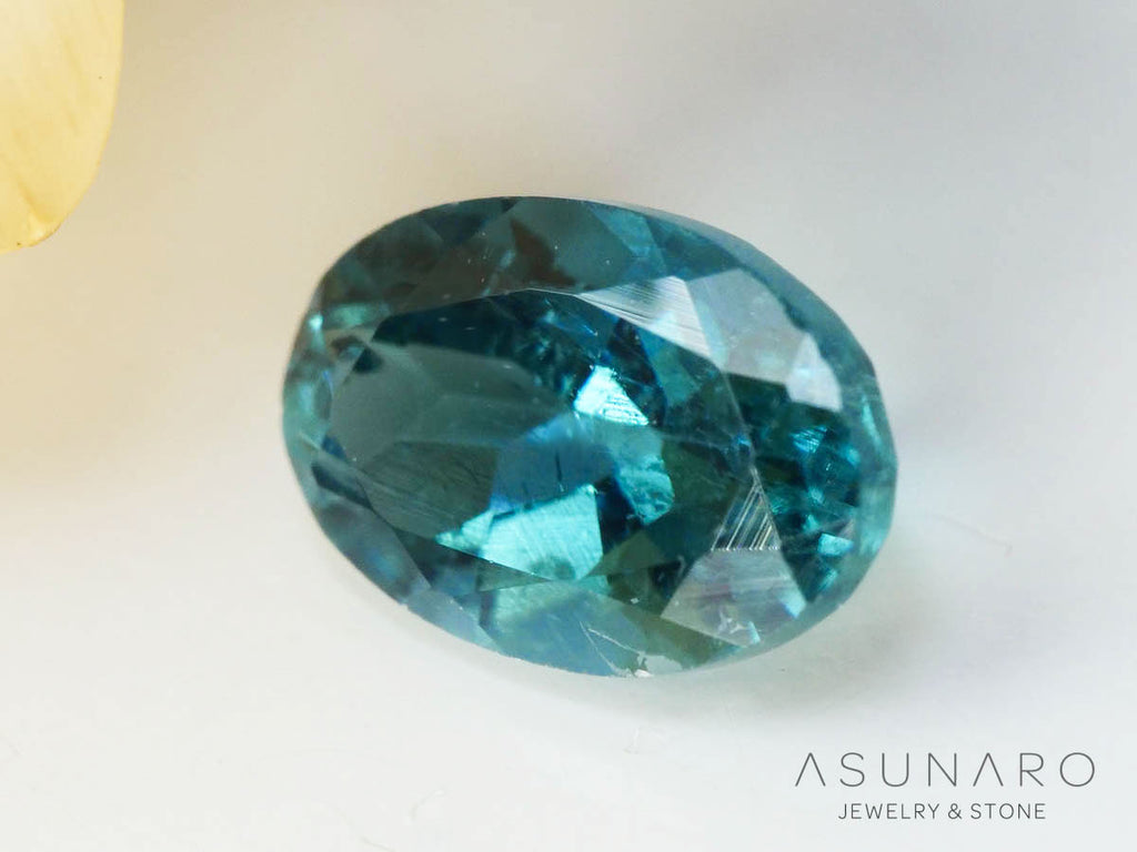 ブルートルマリン　オーバルカット　アフガニスタン産　0.54ct【250205-2743】
