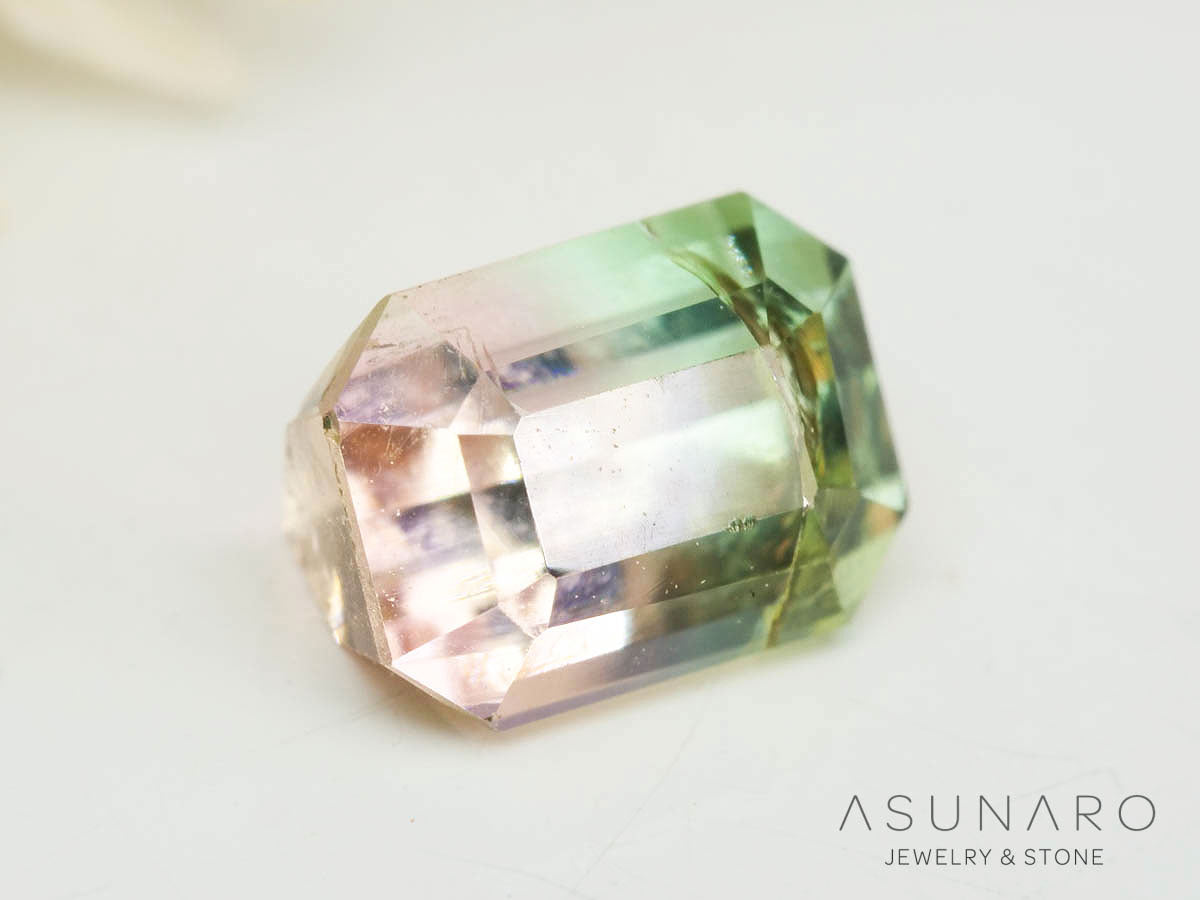 桜餅バイカラートルマリン エメラルドカット アフガニスタン産 0.59ct