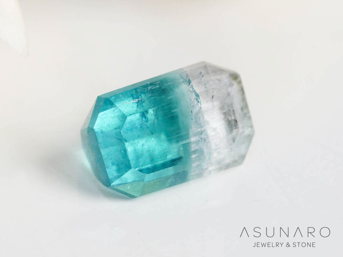 バイカラートルマリン 　エメラルドカット　アフガニスタン産 　0.36ct【250205-2756】