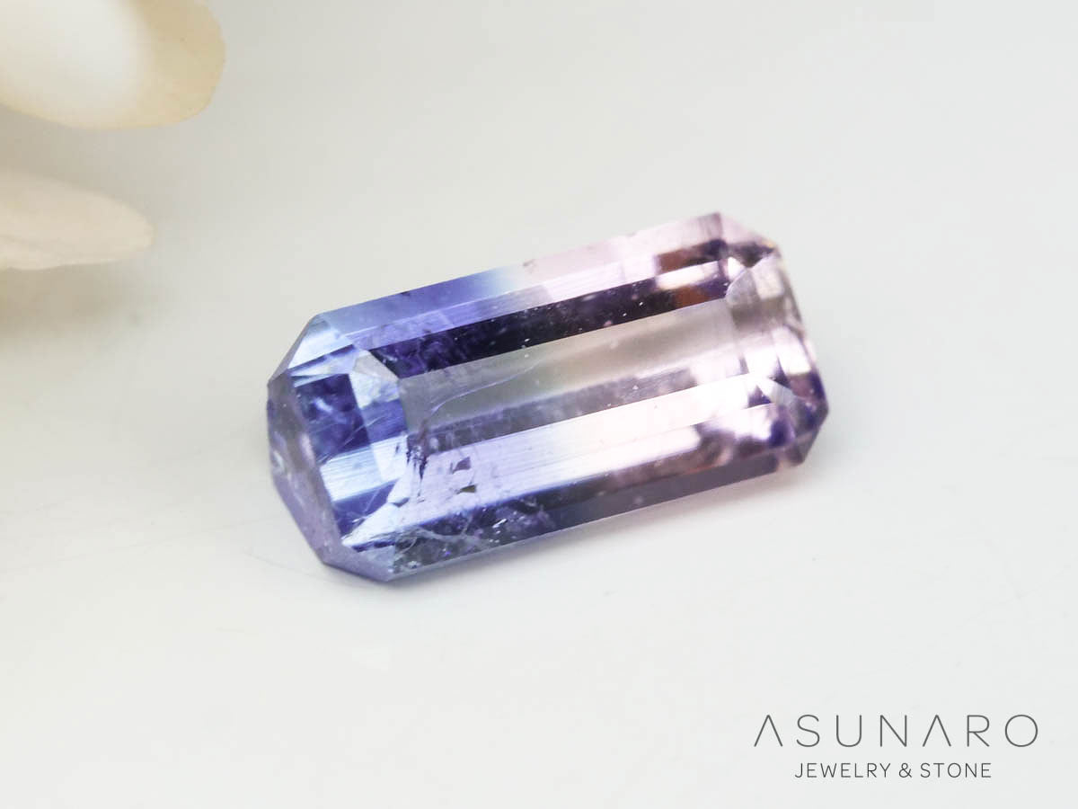 バイカラートルマリン 　エメラルドカット　アフガニスタン産 　0.18ct【250205-2761】