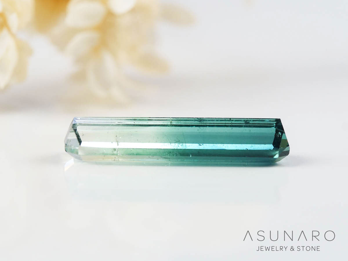 バイカラートルマリン 　エメラルドカット　アフガニスタン産 　1.10ct【250205-2767】
