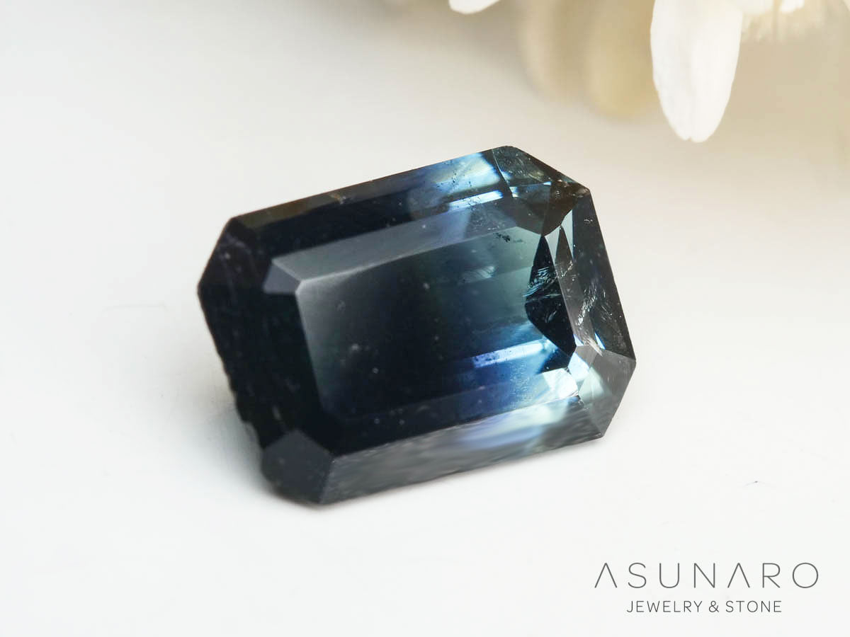 バイカラートルマリン 　エメラルドカット　アフガニスタン産 　0.77ct【250205-2774】