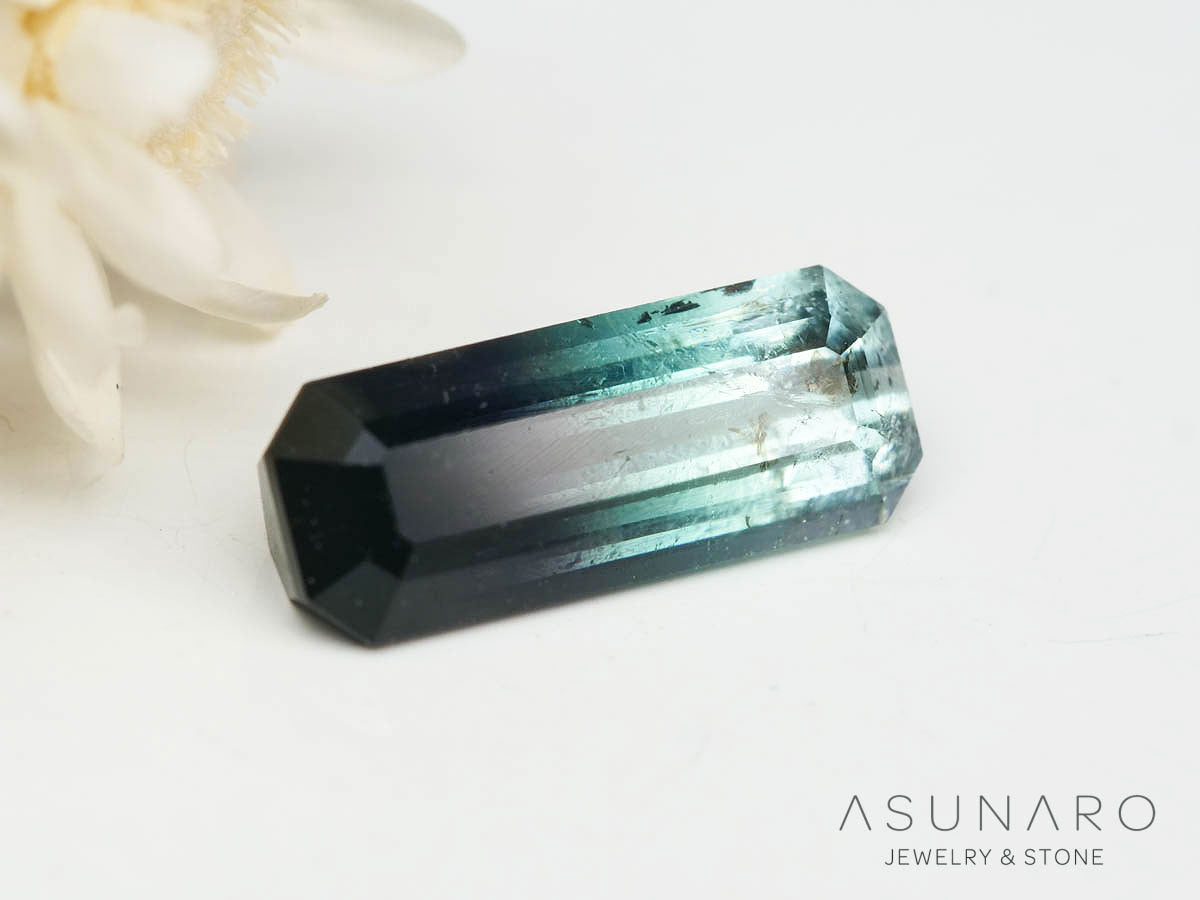 バイカラートルマリン 　エメラルドカット　アフガニスタン産 　0.98ct【250205-2775】