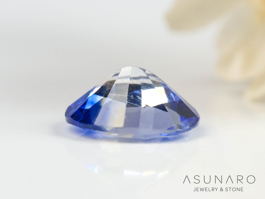 バイカラーサファイア 　オーバルカット　 スリランカ産　0.36ct【250210-2807】