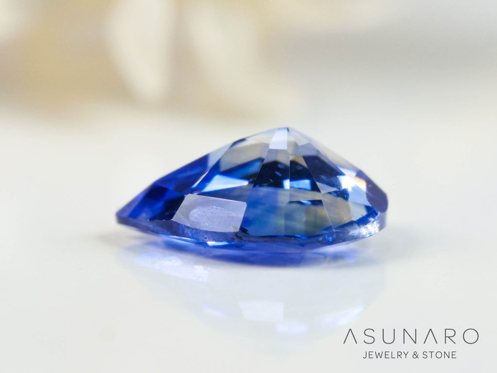 バイカラーサファイア  ペアシェイプ　スリランカ産　0.32ct【250210-2812】