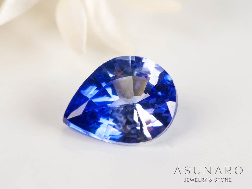 バイカラーサファイア  ペアシェイプ　スリランカ産　0.32ct【250210-2813】