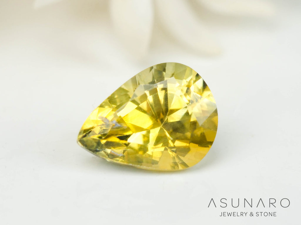 バイカラーサファイア 　ペアシェイプ　 スリランカ産　0.28ct【250210-2819】