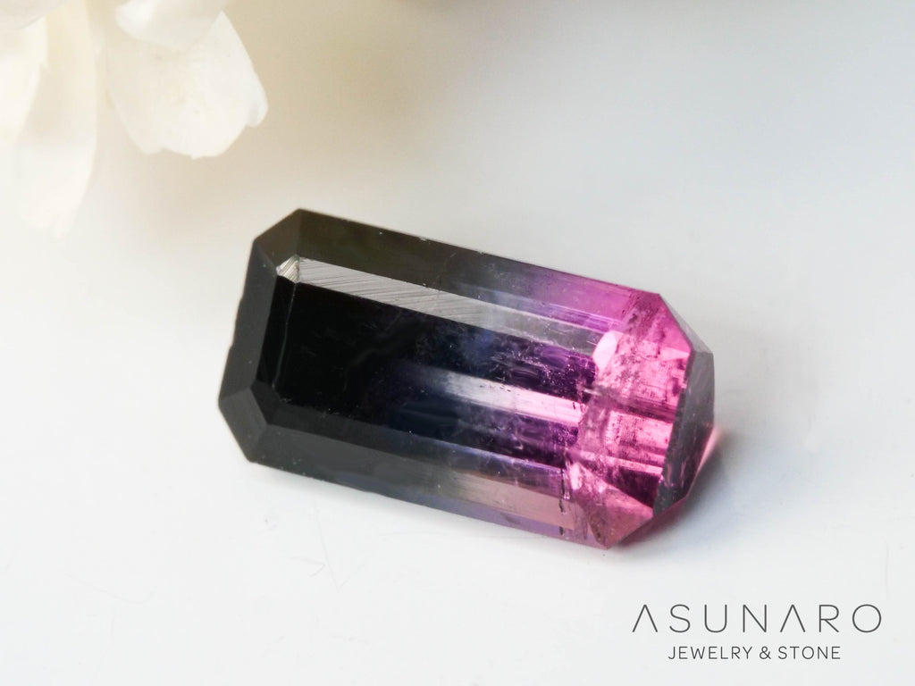 パーティーカラードトルマリン　エメラルドカット　アフガニスタン産　0.63ct【250313-2786】