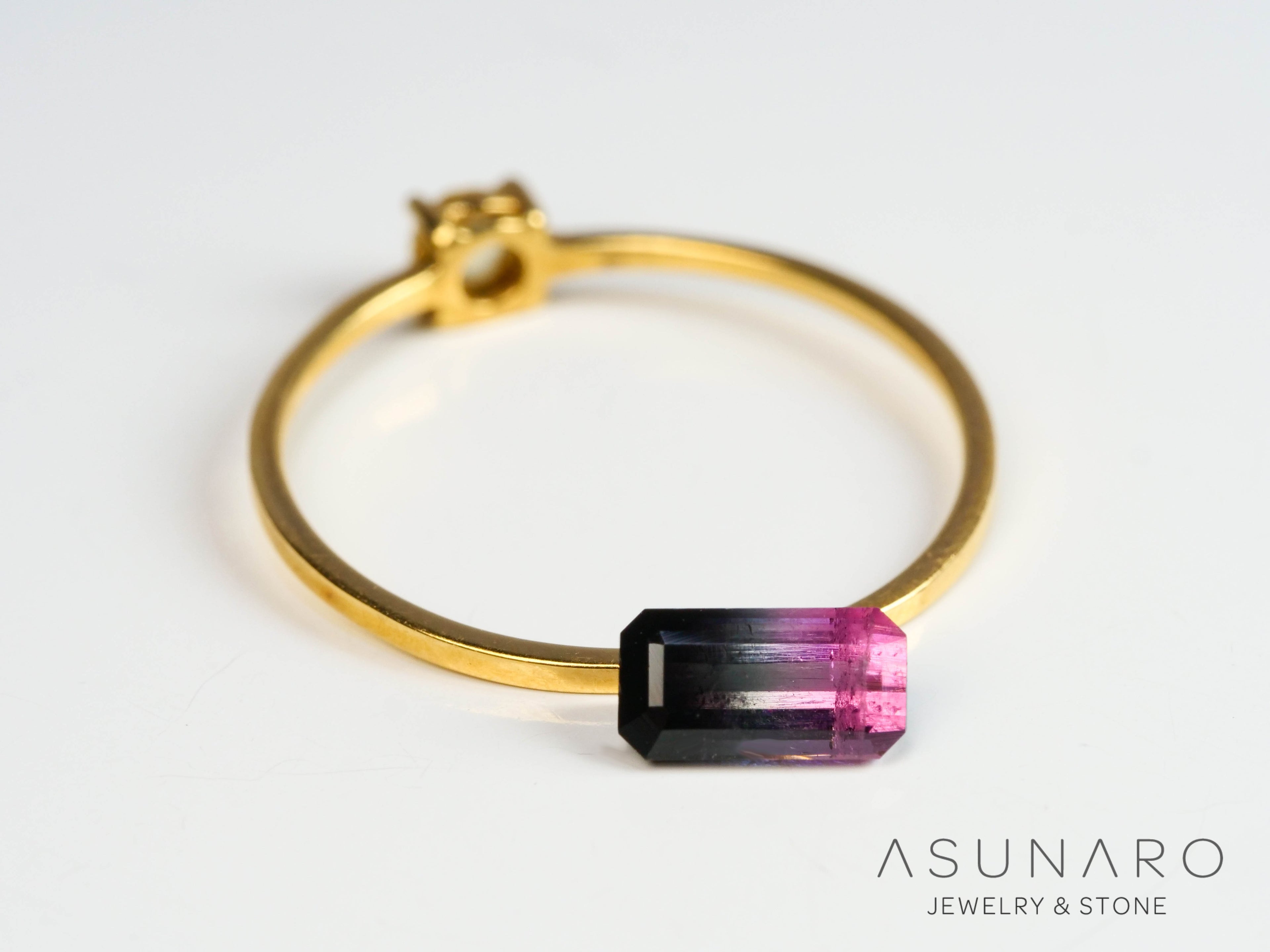 パーティーカラードトルマリン　エメラルドカット　アフガニスタン産　0.63ct【250313-2786】