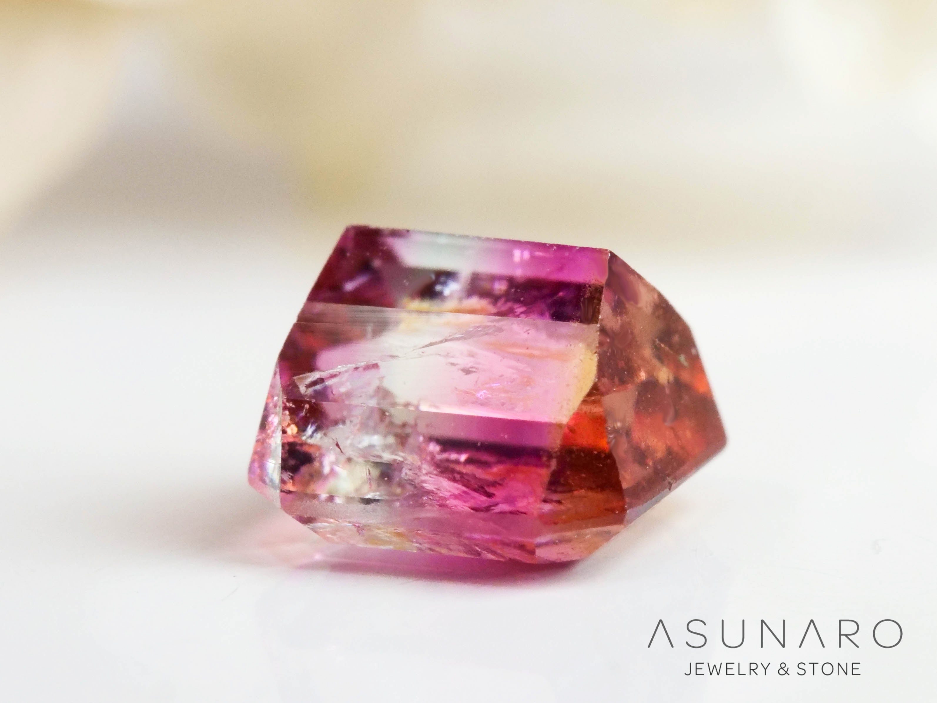 パーティーカラードトルマリン　エメラルドカット　アフガニスタン産　0.67ct【250313-2787】