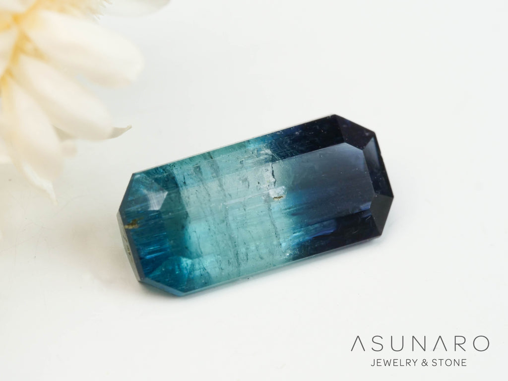 パーティーカラードトルマリン　エメラルドカット　アフガニスタン産　0.87ct【250313-2792】