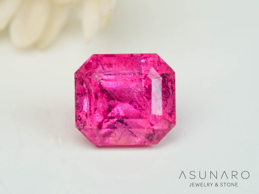 ピンクトルマリン　エメラルドカット　アフガニスタン産　0.55ct【250409-2835】