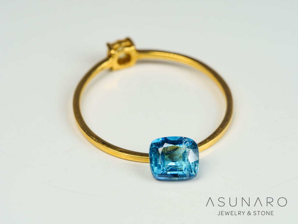ブルートルマリン　ファンシーカット　アフガニスタン産　0.68ct【250409-2837】