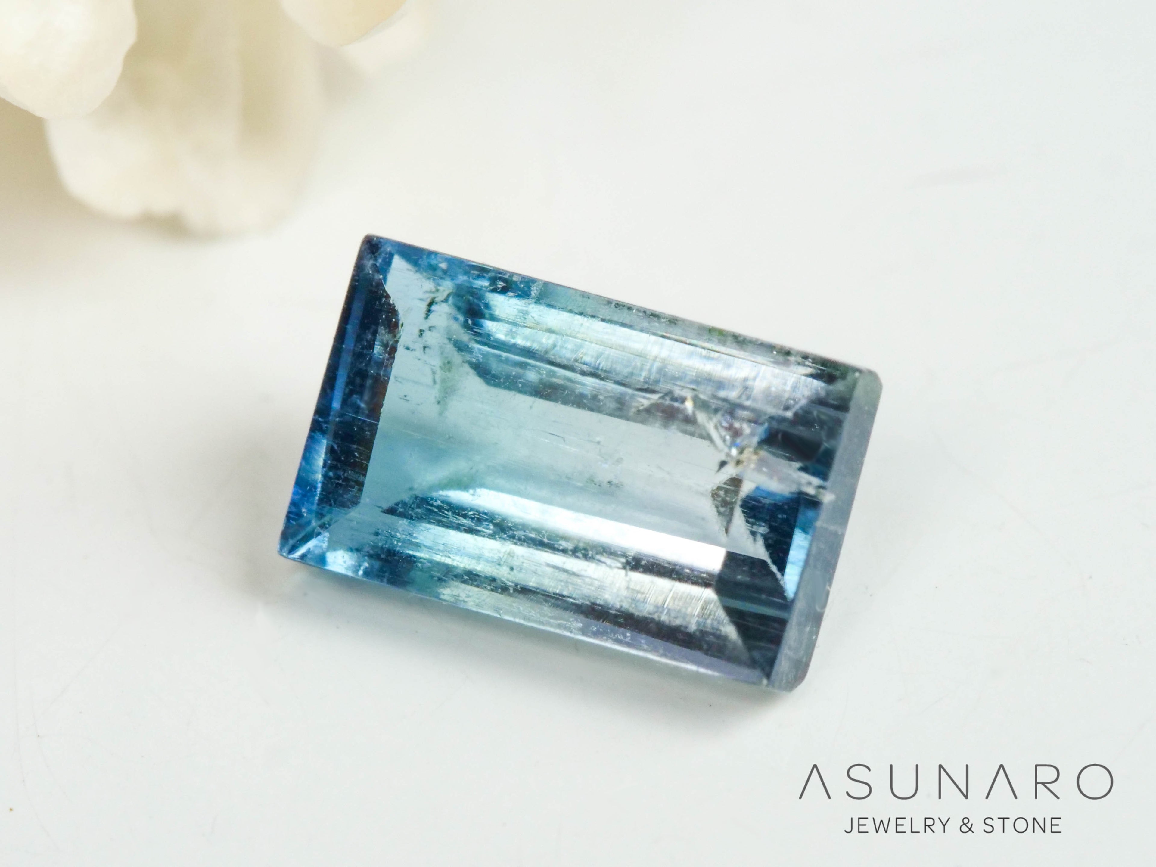 バイカラートルマリン　エメラルドカット　アフガニスタン産　0.54ct【250409-2846】