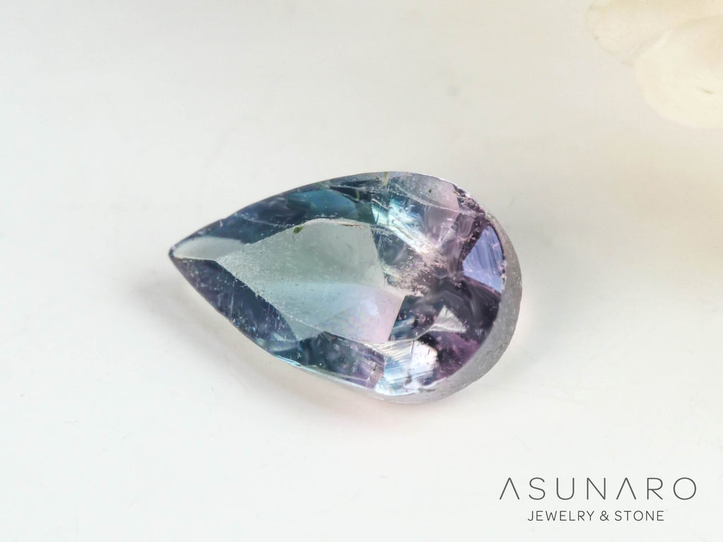 バイカラートルマリン　ペアシェイプ　アフガニスタン産　0.21ct【250409-2847】