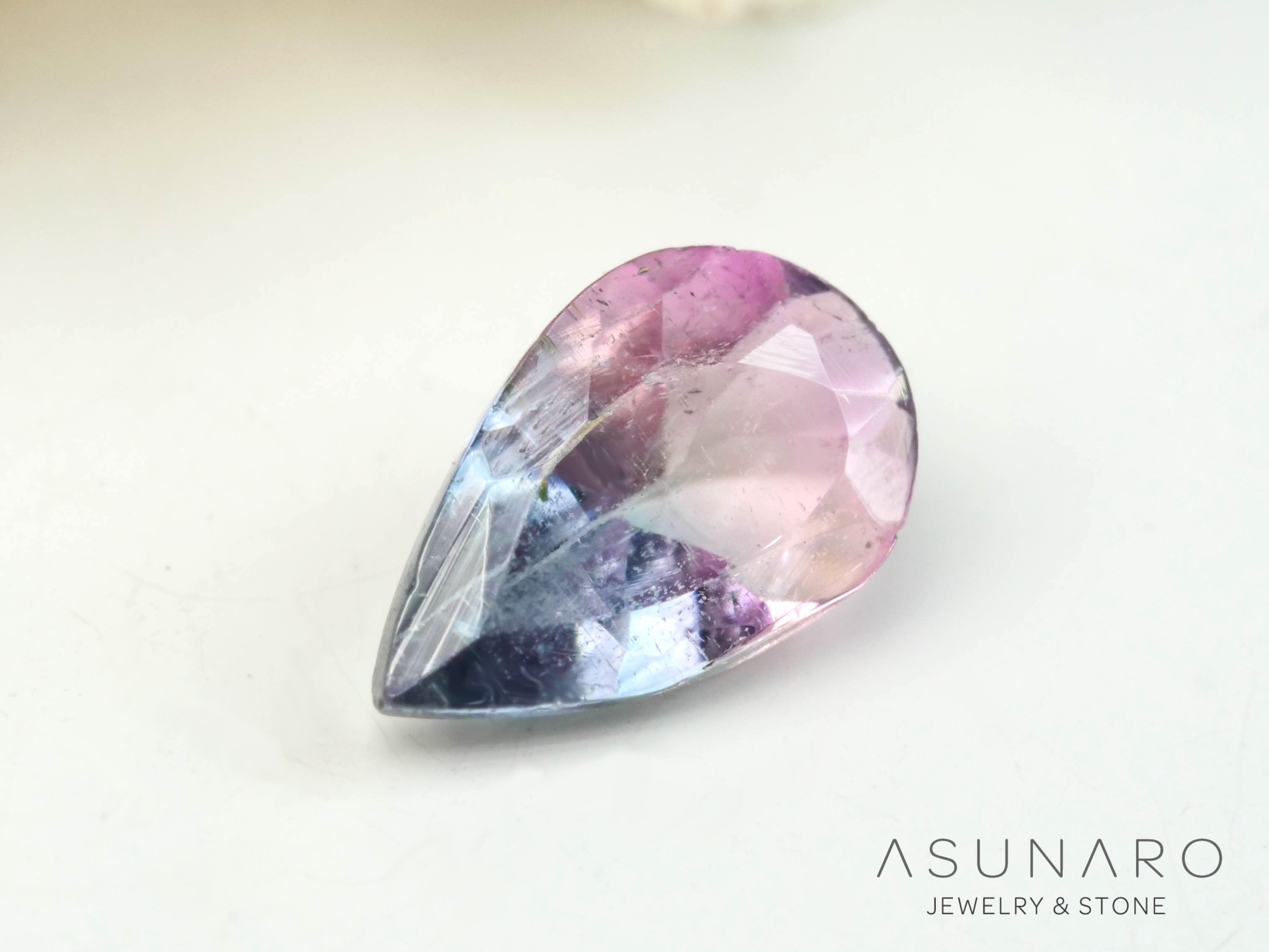 バイカラートルマリン　ペアシェイプ　アフガニスタン産　0.21ct【250409-2847】