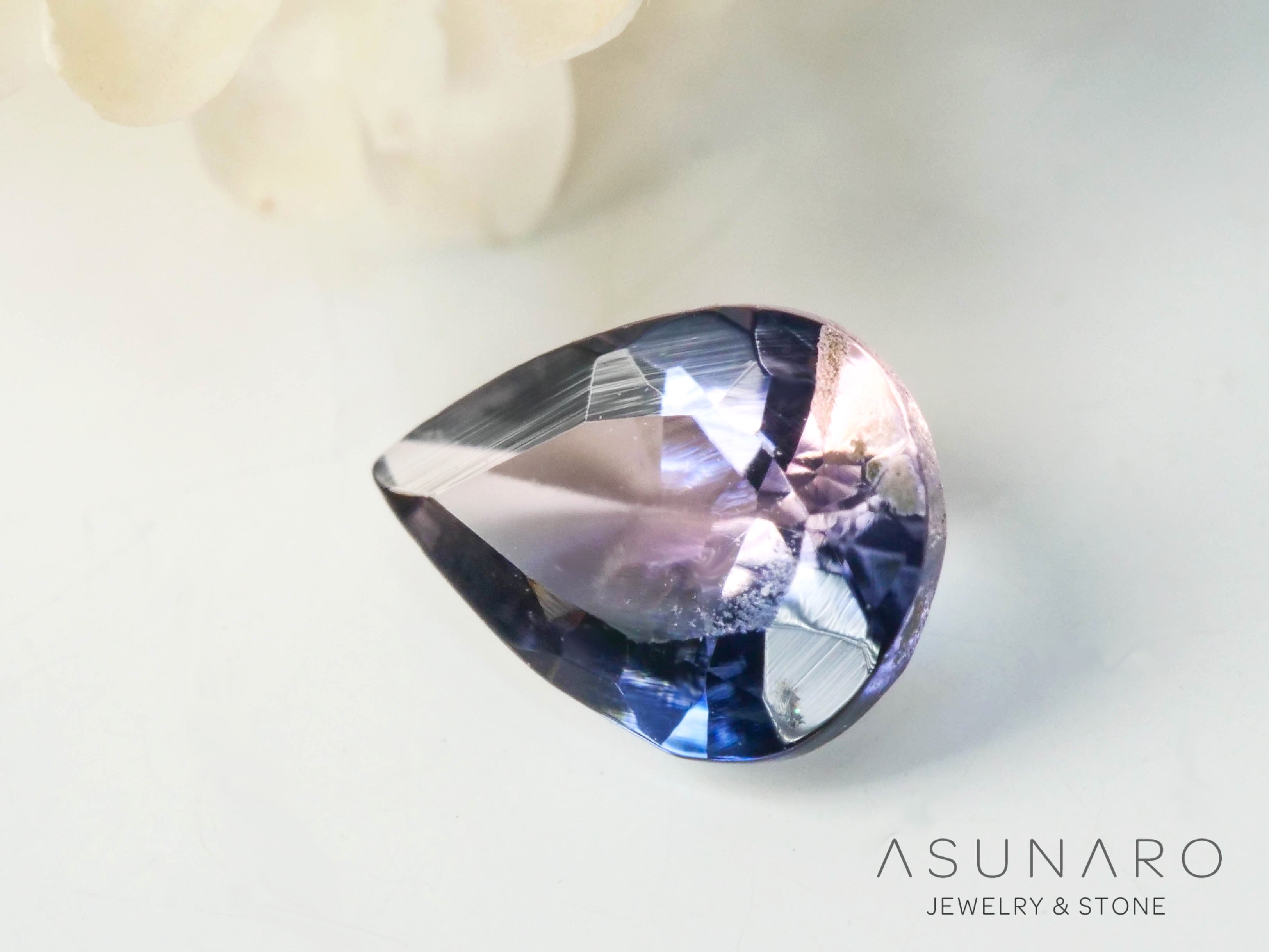 バイカラートルマリン　ペアシェイプ　アフガニスタン産　0.26ct【250409-2848】