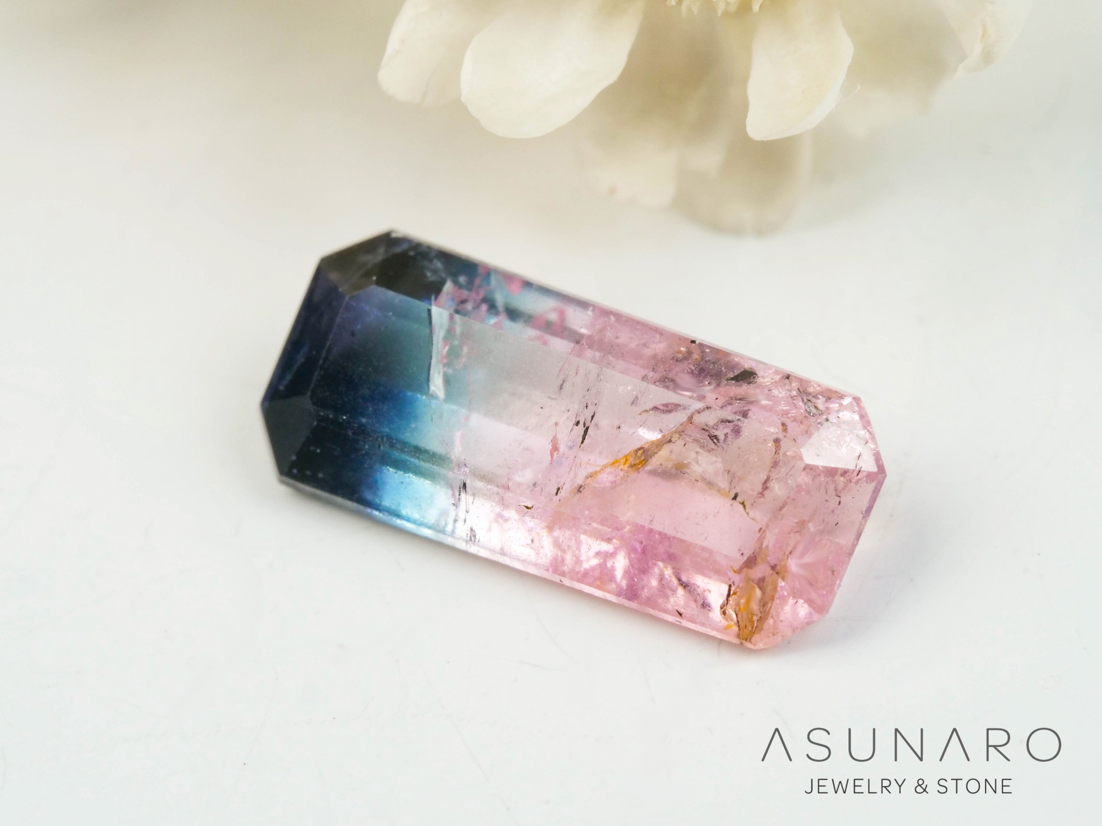 バイカラートルマリン　エメラルドカット　アフガニスタン産　0.57ct【250409-2849】