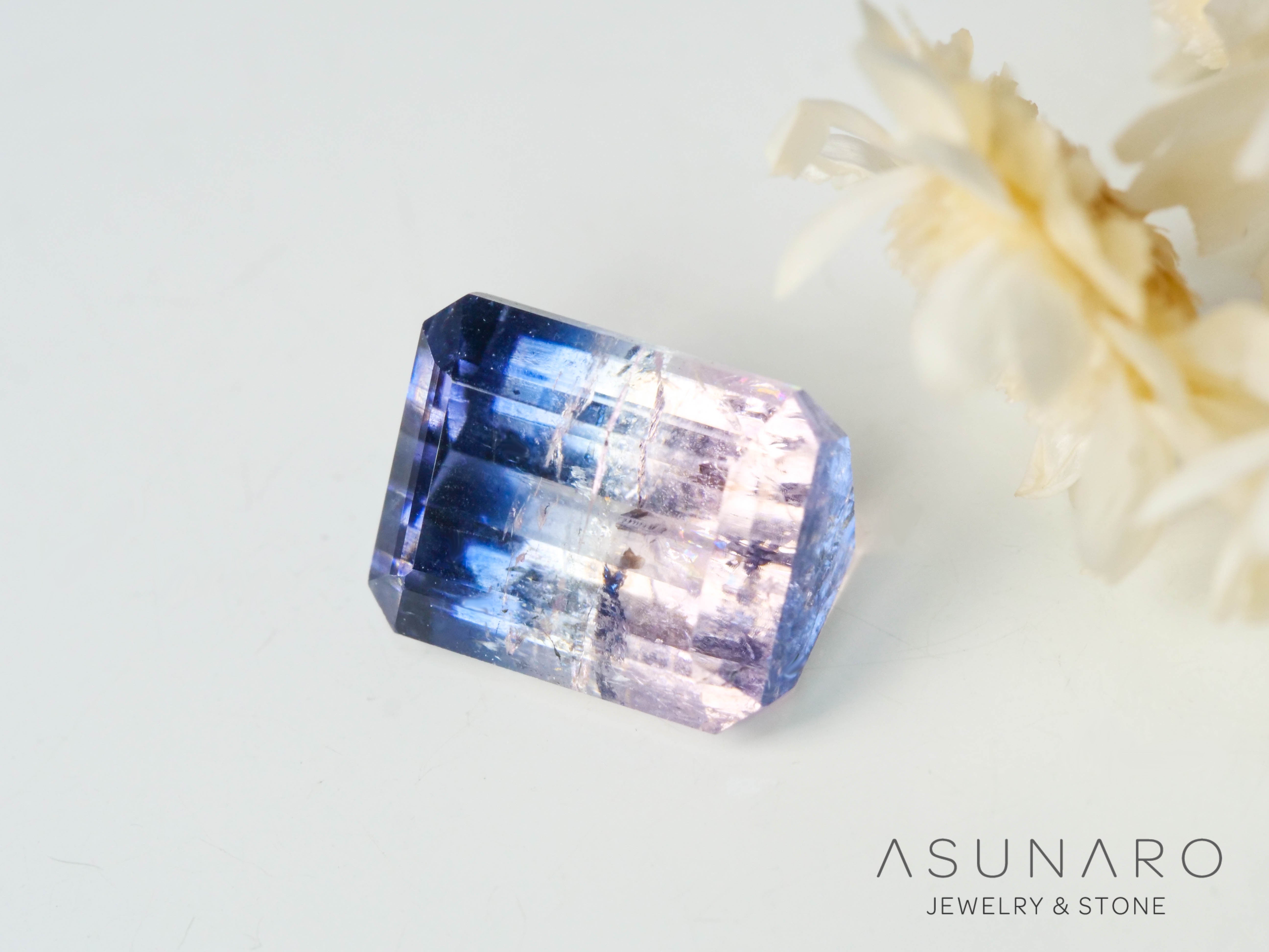 バイカラートルマリン エメラルドカット アフガニスタン産 1.74ct