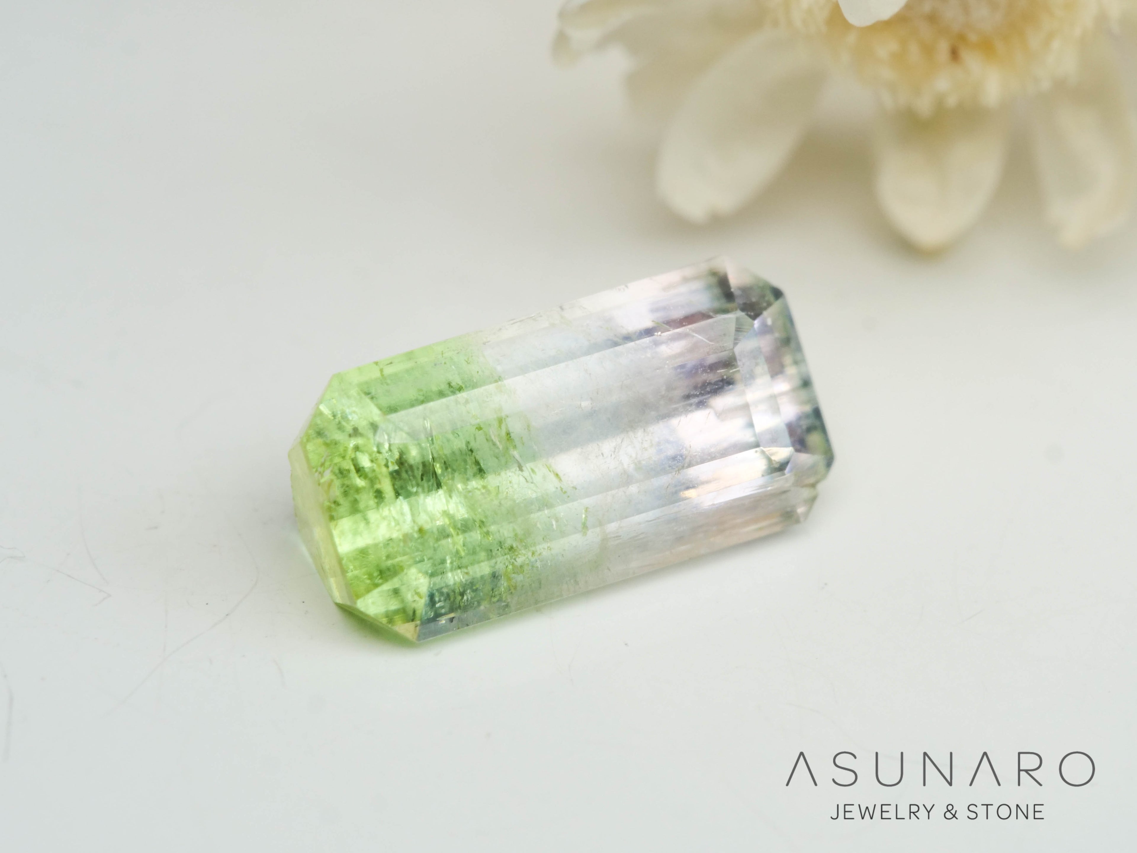 バイカラートルマリン　エメラルドカット　アフガニスタン産　0.80ct【250409-2856】