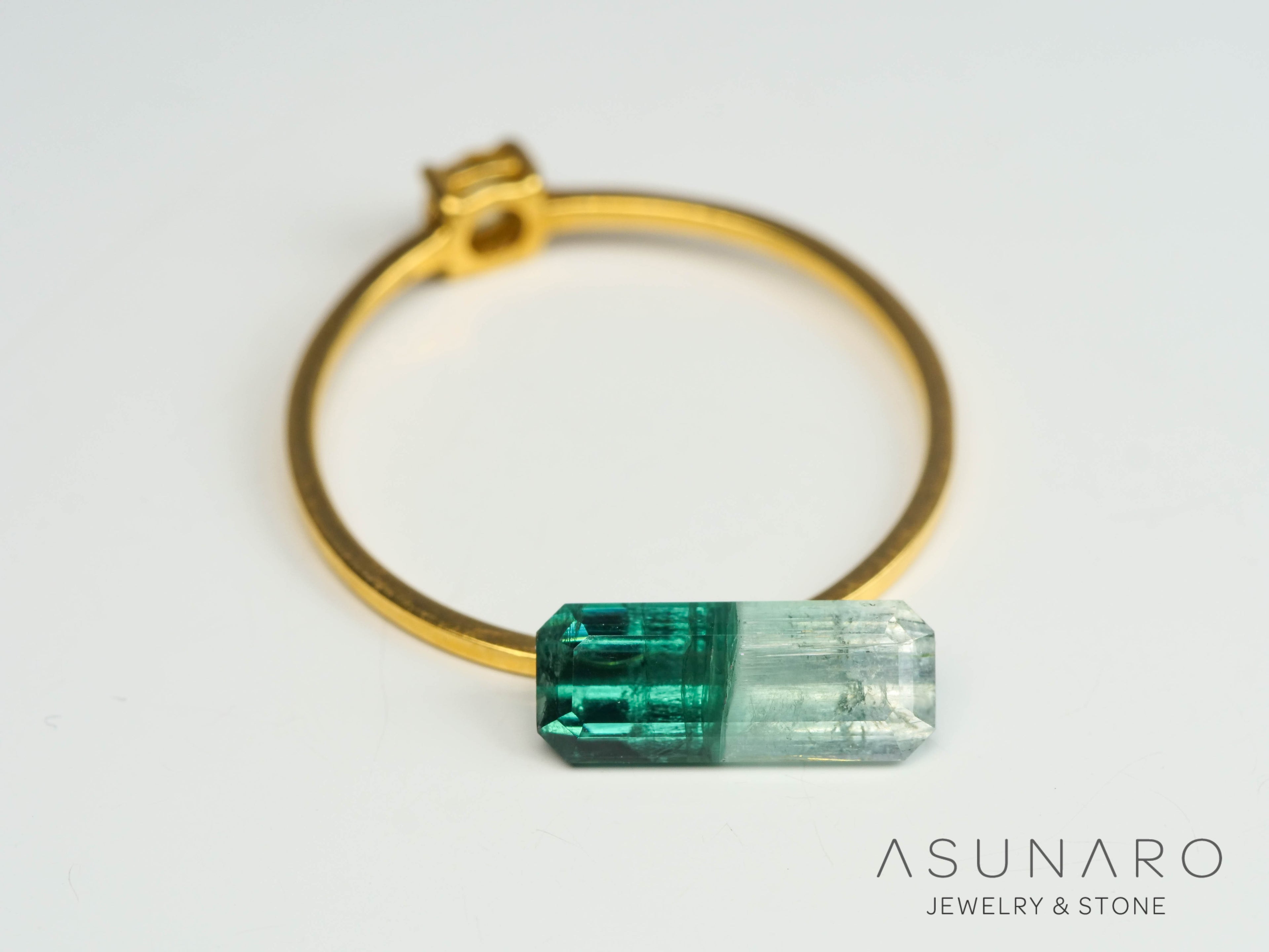 バイカラートルマリン　エメラルドカット　アフガニスタン産　1.24ct【250409-2861】