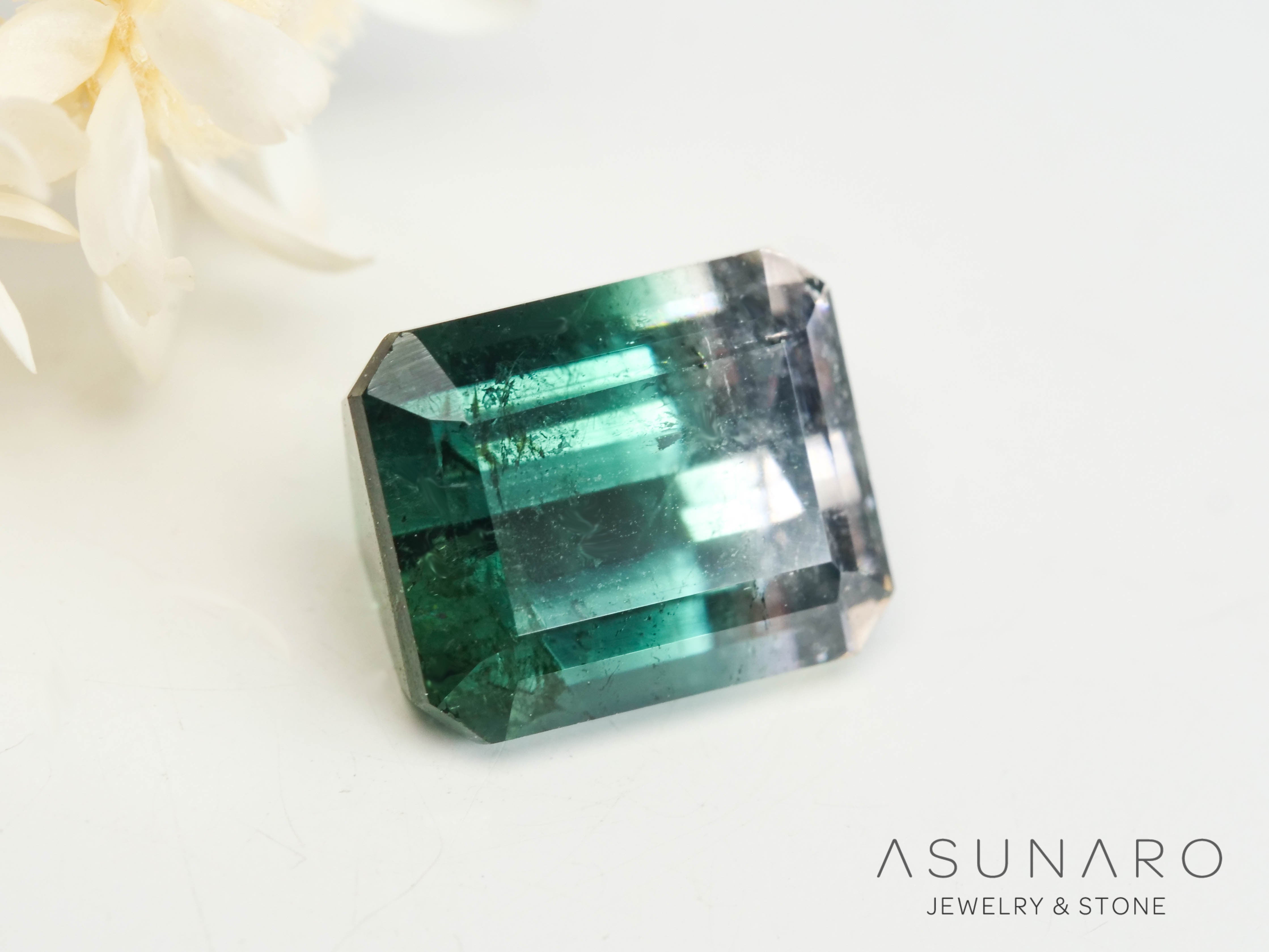バイカラートルマリン エメラルドカット アフガニスタン産 2.20ct