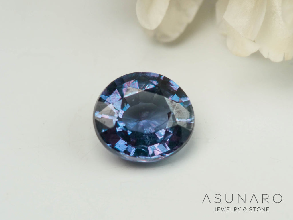 ベキリーブルーガーネット　オーバルカット　 マダガスカル産　0.20ct【250411-2931】