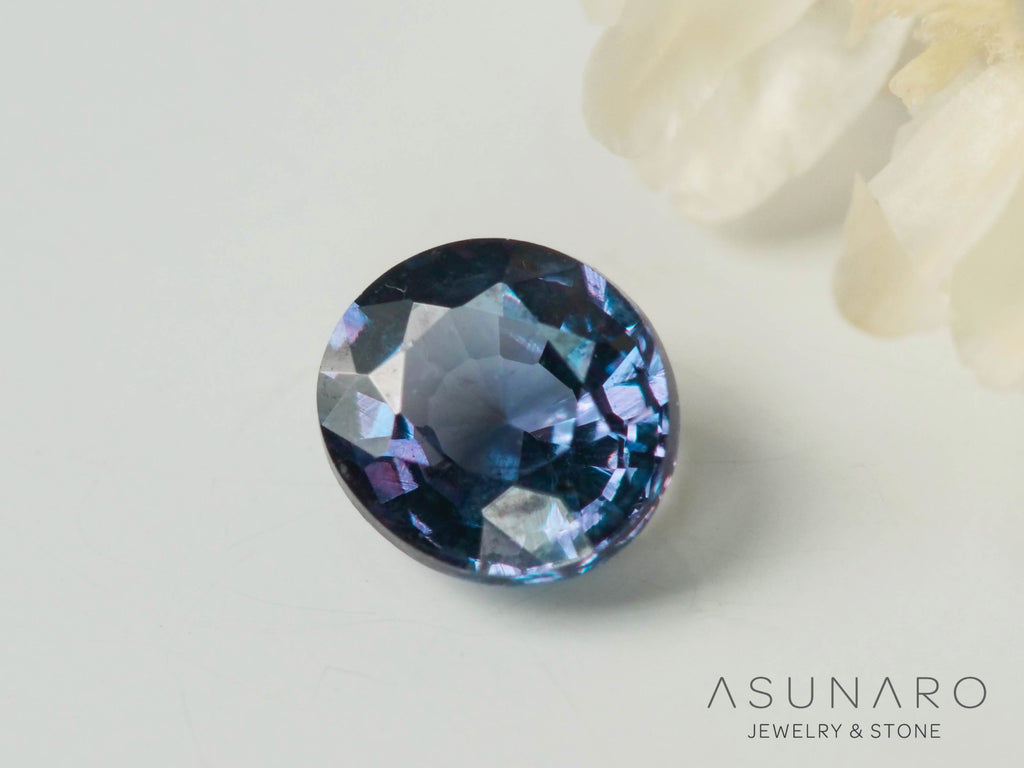 ベキリーブルーガーネット　オーバルカット　 マダガスカル産　0.20ct【250411-2931】