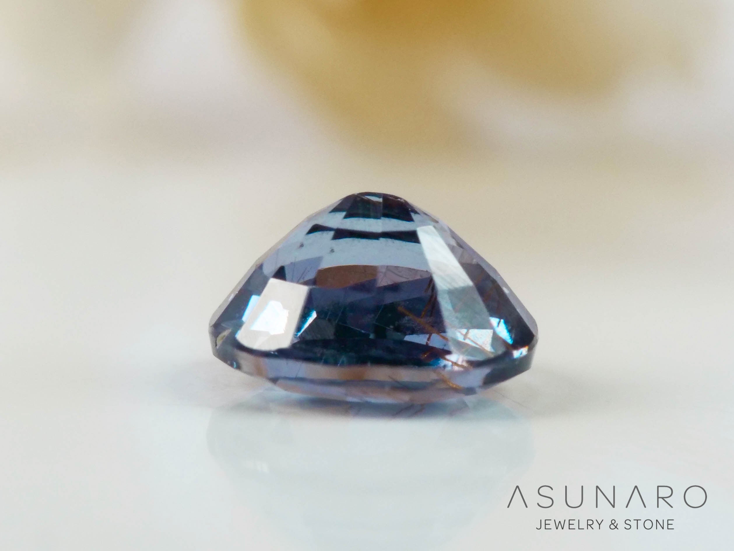 ベキリーブルーガーネット　オーバルカット　 マダガスカル産　0.22ct【250411-2935】