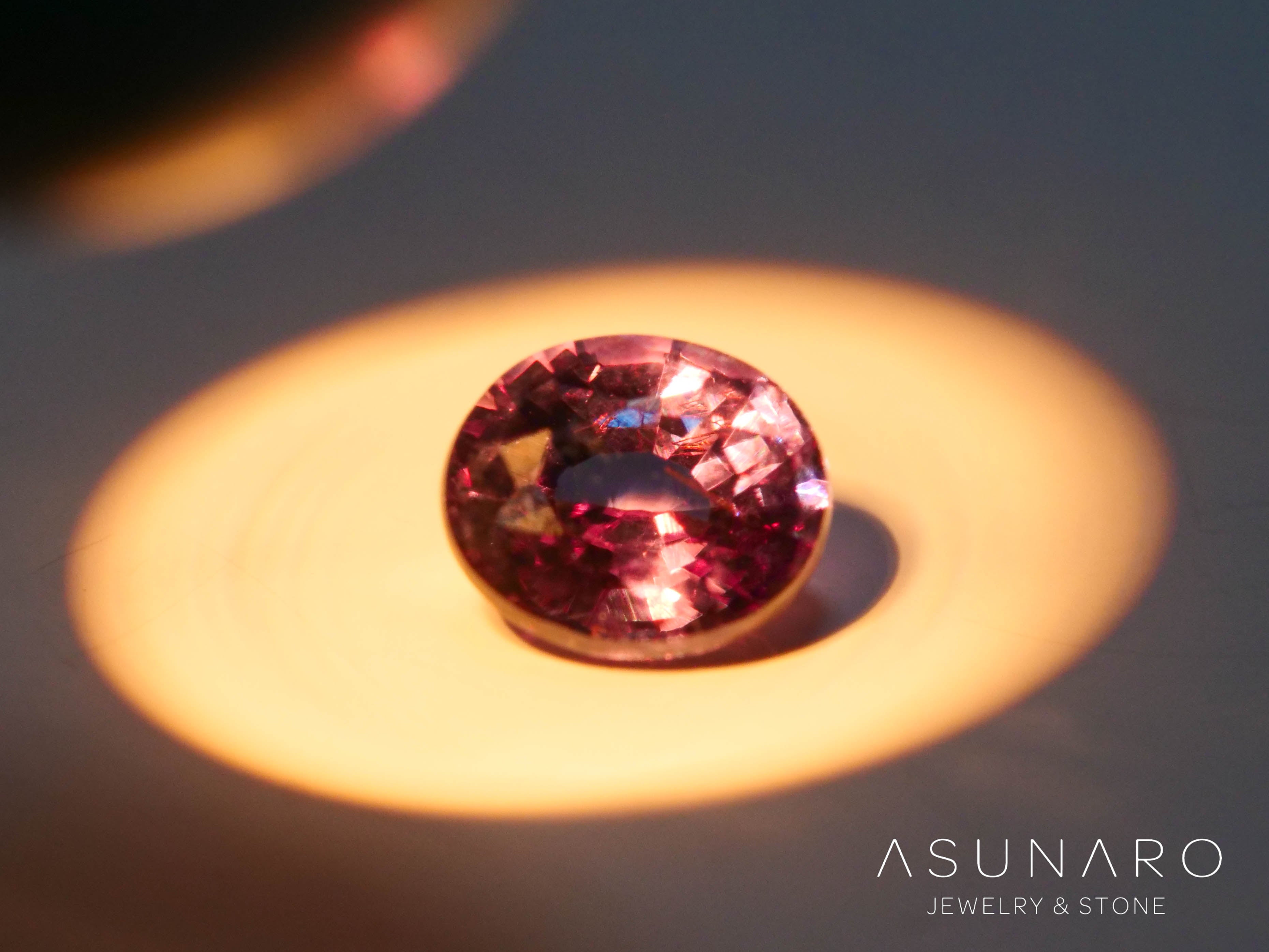 ベキリーブルーガーネット　オーバルカット　 マダガスカル産　0.22ct【250411-2935】