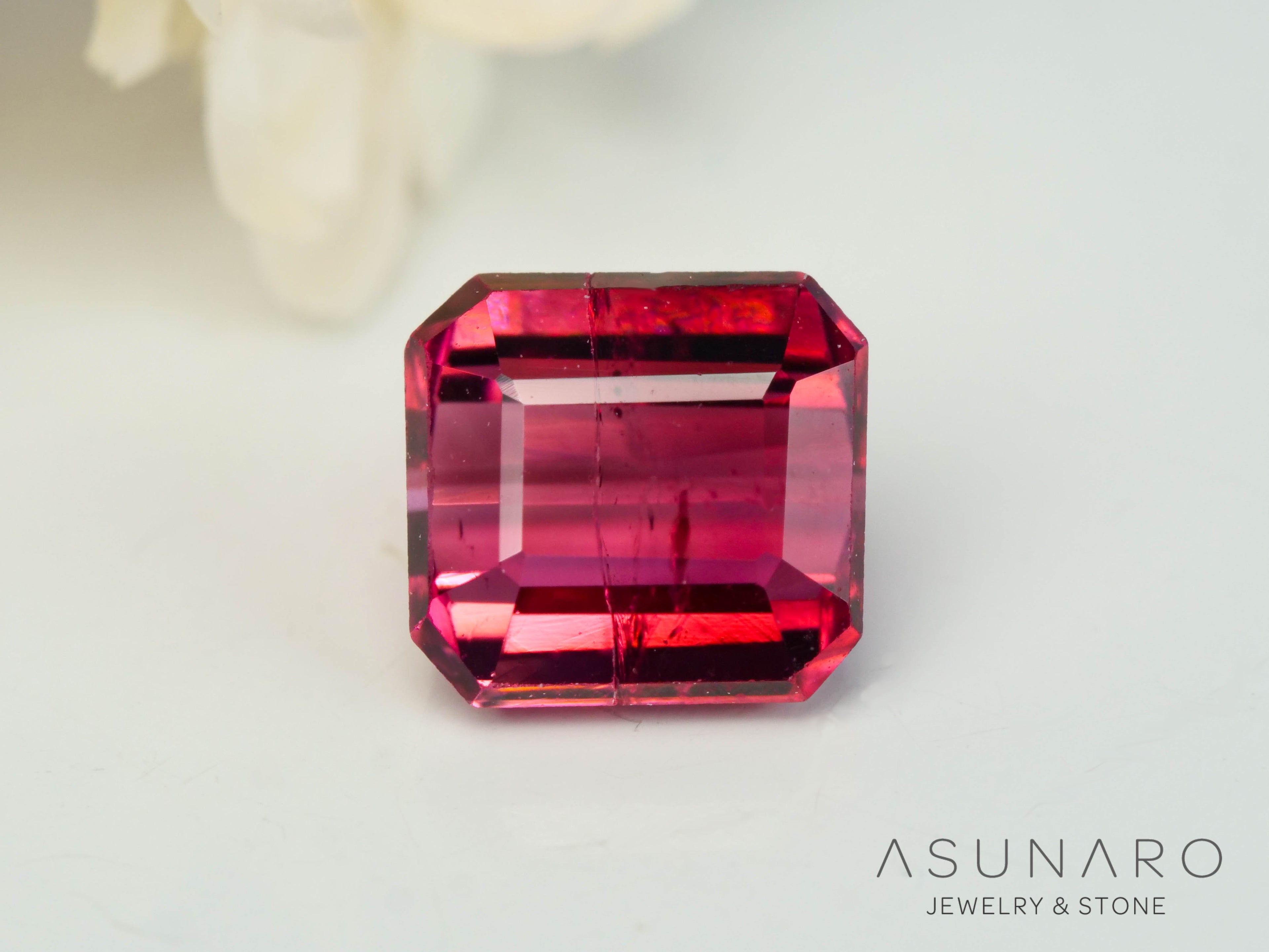 ピンクトルマリン　エメラルドカット　アフガニスタン産　0.72ct【250818-2864】