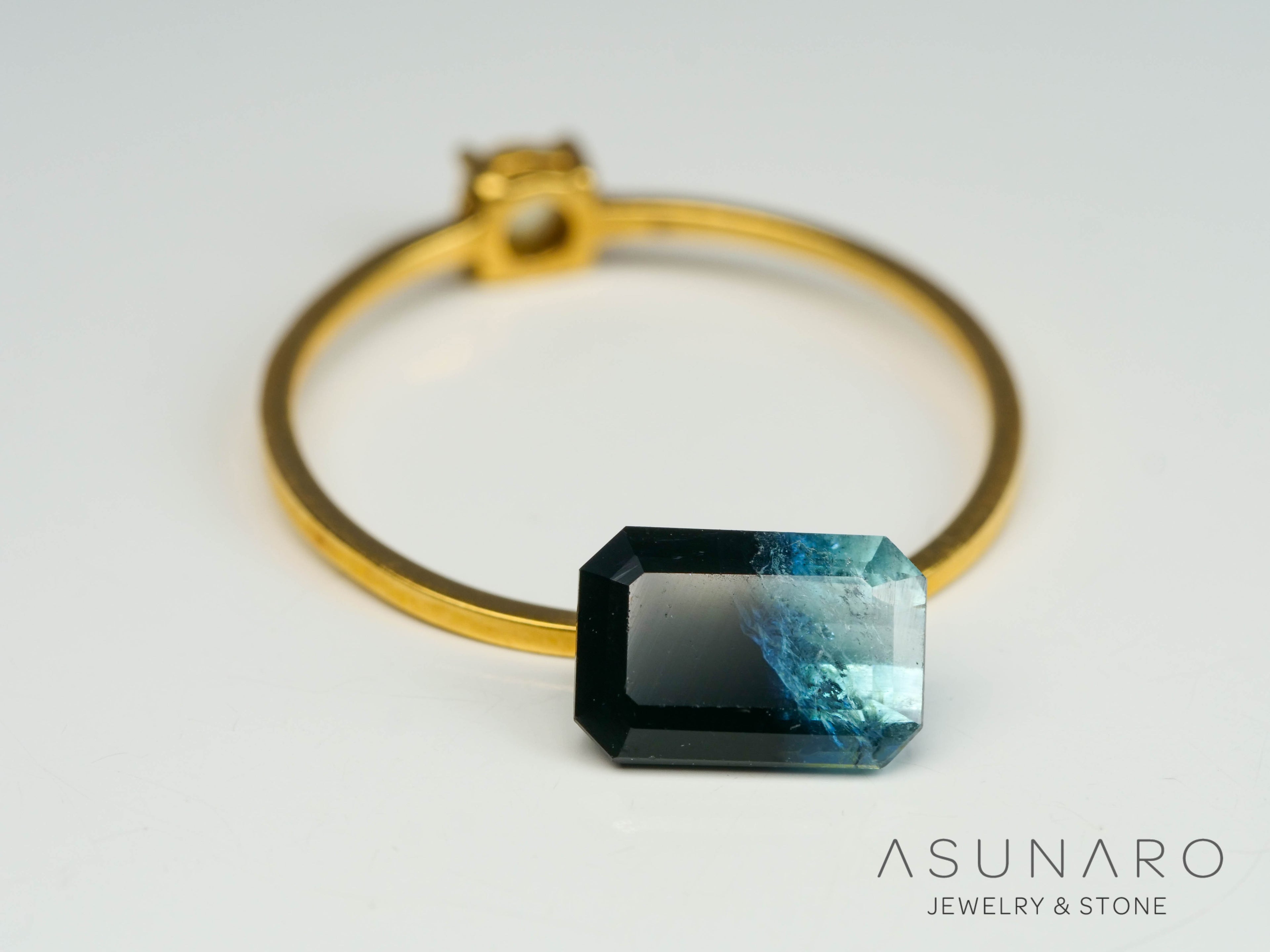 バイカラートルマリン　エメラルドカット　アフガニスタン産　1.41ct【250818-2875】