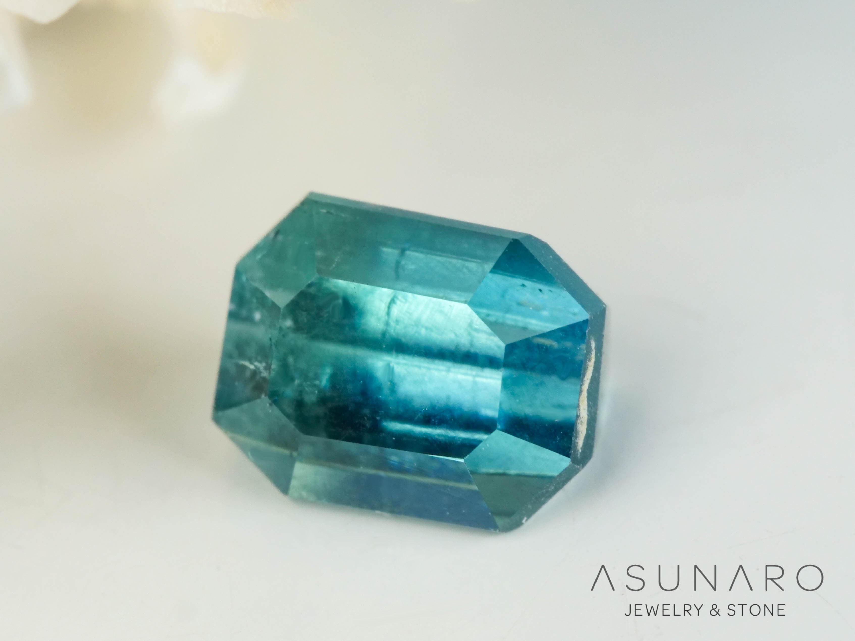 バイカラートルマリン　エメラルドカット　アフガニスタン産　0.54ct【250818-2878】
